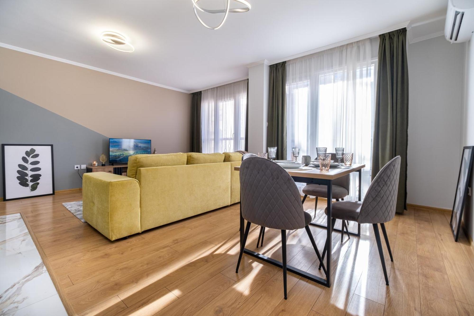 Modern & Elegant City Center Apartments プロヴディフ エクステリア 写真