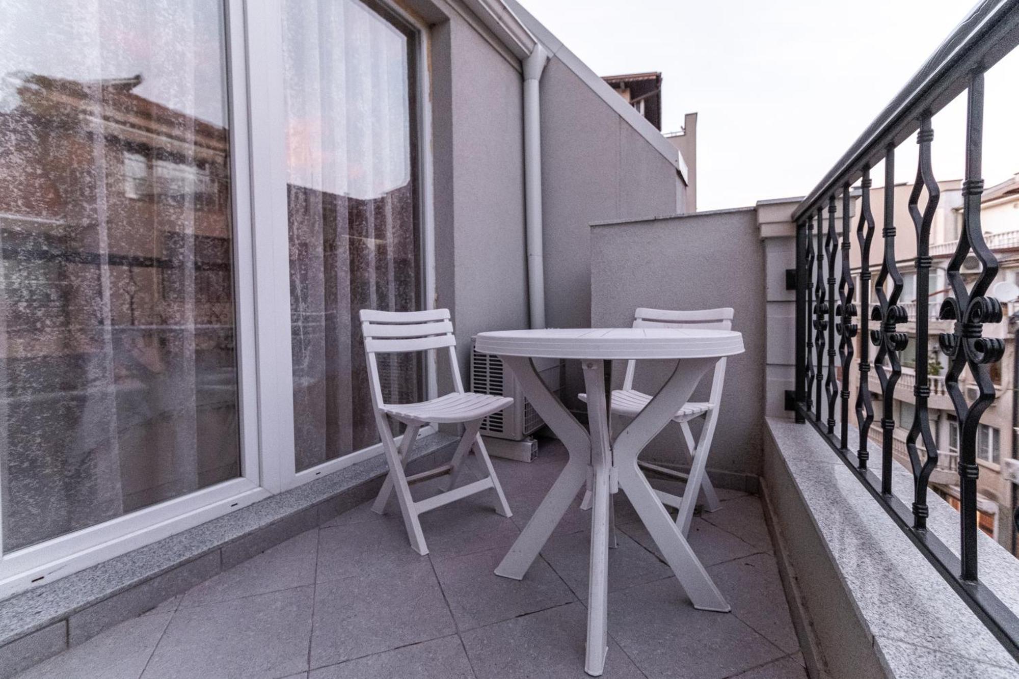 Modern & Elegant City Center Apartments プロヴディフ エクステリア 写真