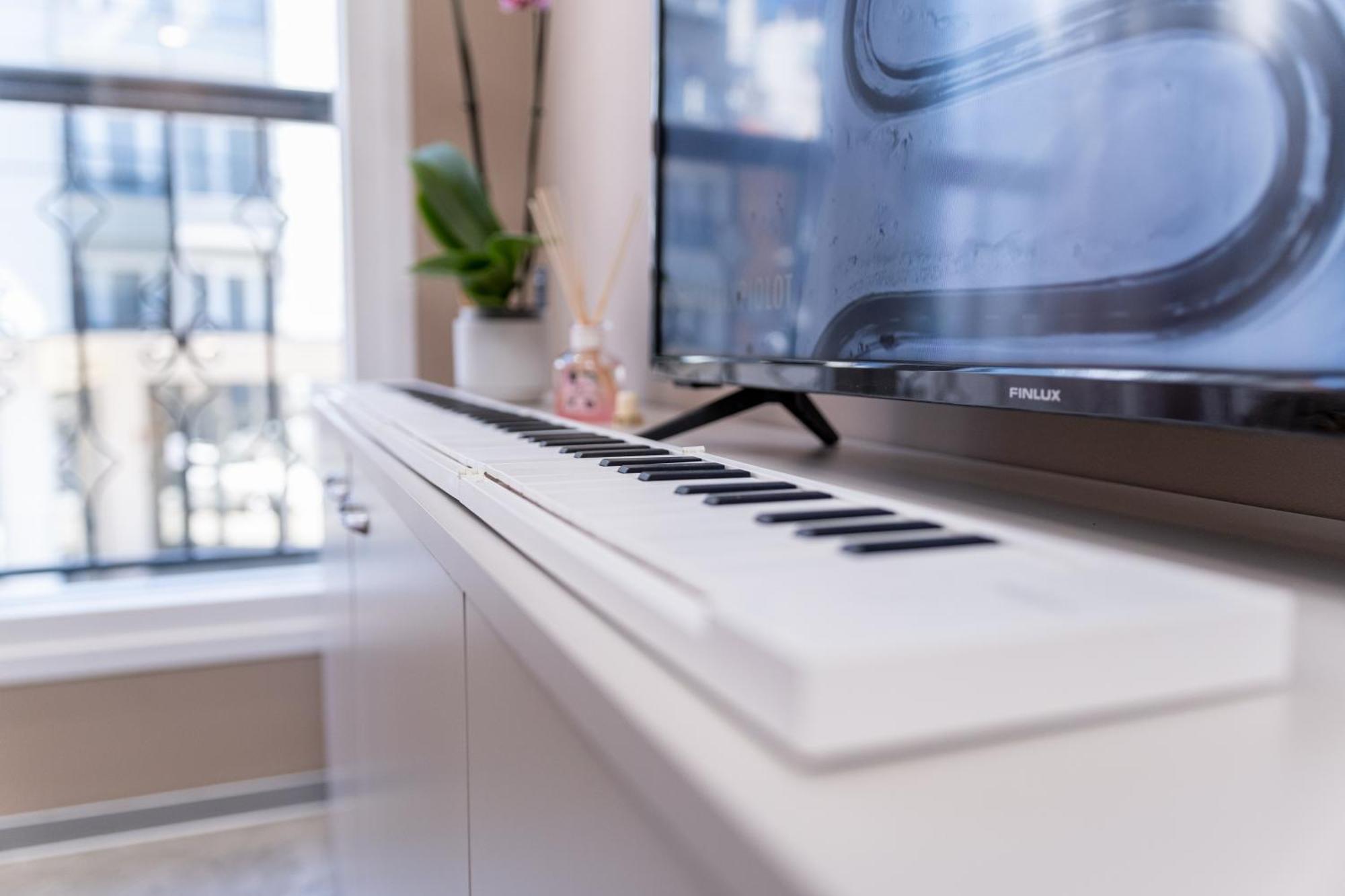 Modern & Elegant City Center Apartments プロヴディフ エクステリア 写真